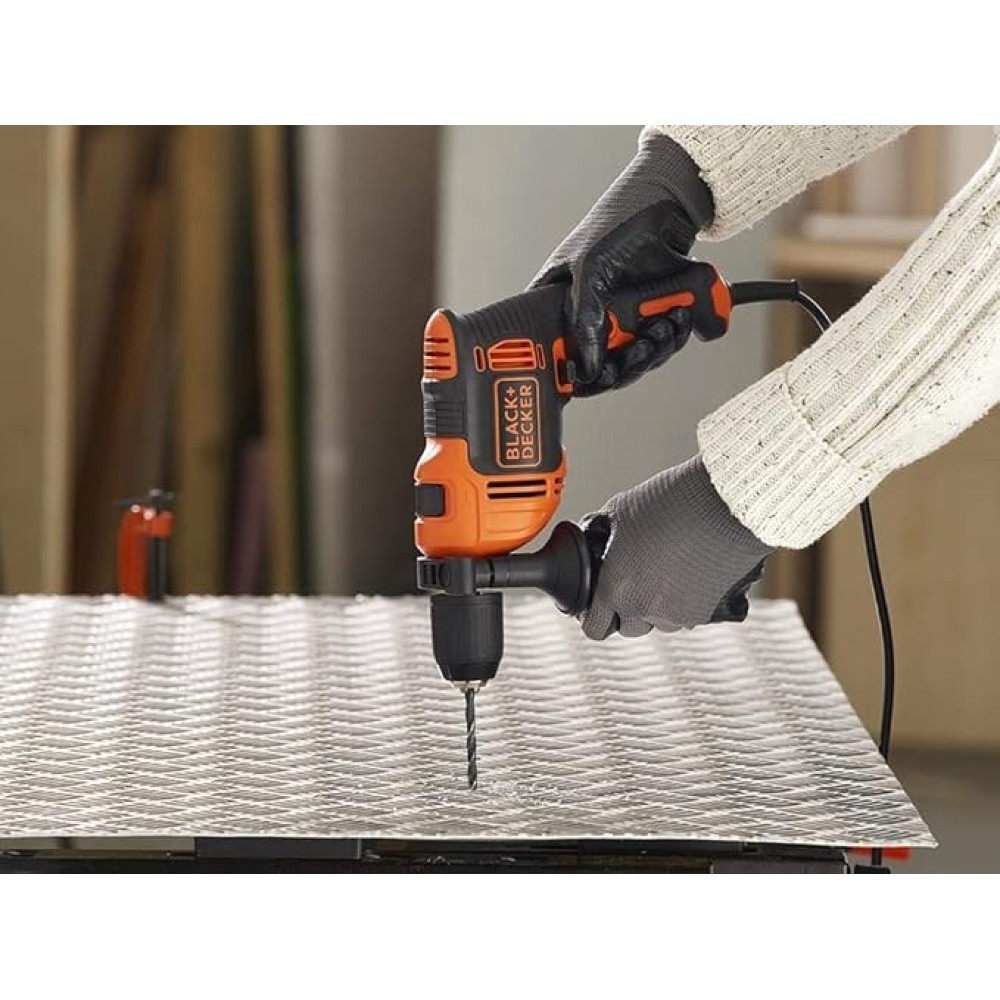 Black+Decker BEH710SA40 710W 13 mm Darbeli Matkap + 40 Parça Delme ve Vidalama Seti