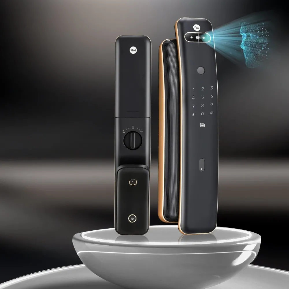 Yale Luna Pro+ Yüz tanıma ve parmak İzli akıllı kilit
